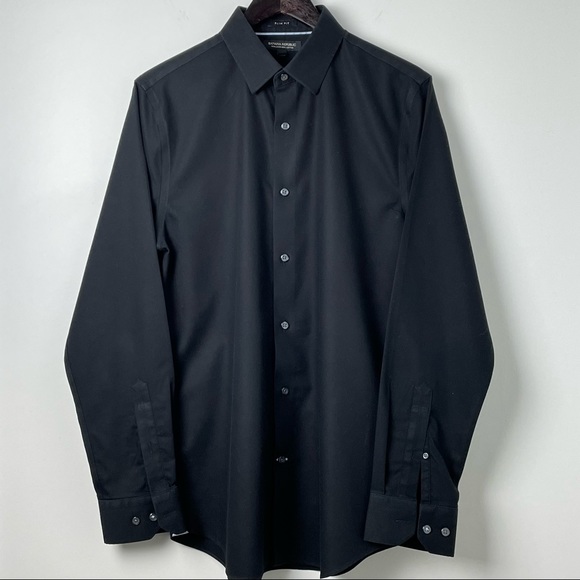 Banana Republic Other - Banana Republic SLIM-FIT NON-IRON DRESS SHIRT Size Medium